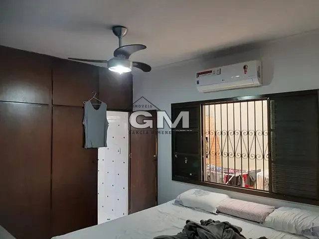 Casa com 250m² 4 quartos e 2 banheiros, à venda, no bairro Parque das Andorinhas em Ribeirão Preto