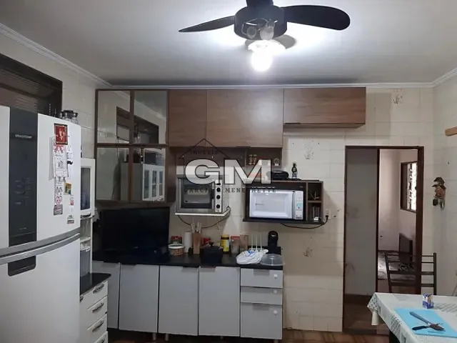 Casa com 250m² 4 quartos e 2 banheiros, à venda, no bairro Parque das Andorinhas em Ribeirão Preto