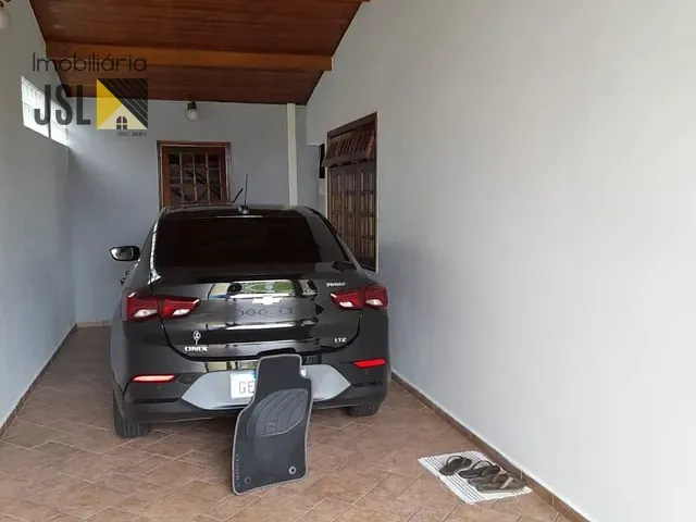Casa com 259m² 3 quartos e 2 banheiros, à venda, no bairro Jardim Shangri-lá em Caçapava