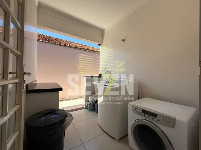 Casa com 175m² 3 quartos e 3 banheiros, à venda, no bairro Madureira em Bauru