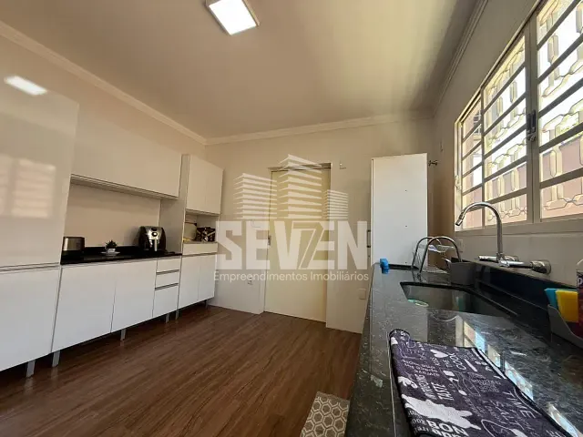 Casa com 175m² 3 quartos e 3 banheiros, à venda, no bairro Madureira em Bauru