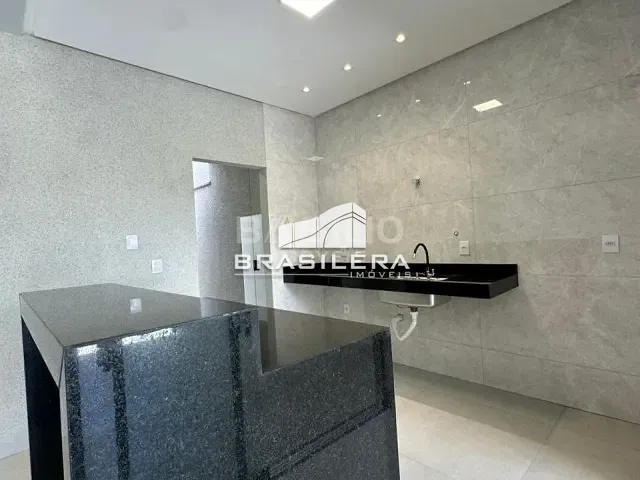 Casa com 180m² 3 quartos e 3 banheiros, à venda, no bairro Vila Mariana em Aparecida de Goiânia