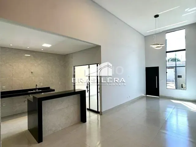 Casa com 180m² 3 quartos e 3 banheiros, à venda, no bairro Vila Mariana em Aparecida de Goiânia
