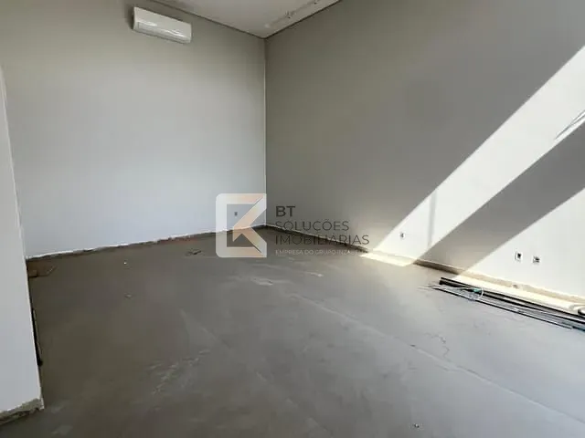 Casa com 525m² 3 quartos e 4 banheiros, à venda, no bairro Jardim Santa Rita em Indaiatuba