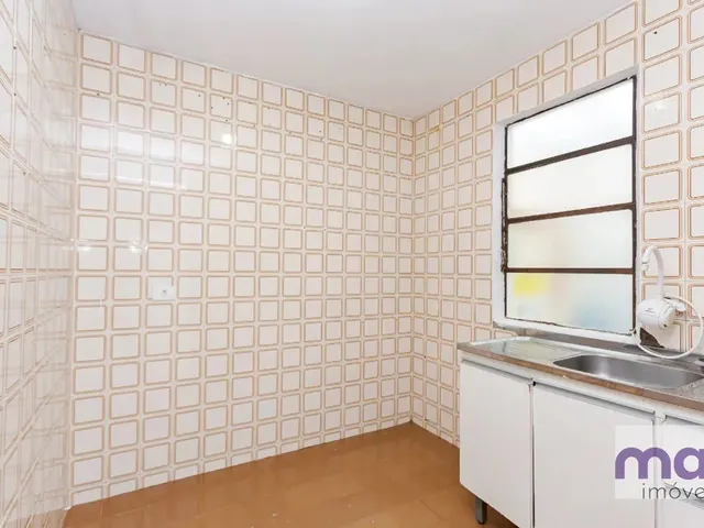 Casa com 109m² 3 quartos e 1 banheiro, à venda, no bairro Portão em Curitiba