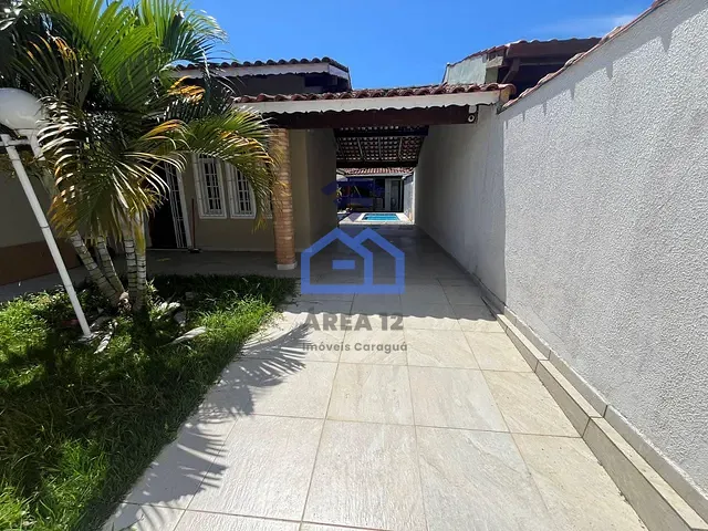 Casa com 450m² 4 quartos e 2 banheiros, à venda, no bairro Aruan em Caraguatatuba