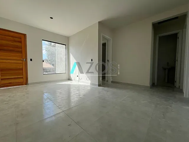 Casa com 150m² 3 quartos e 2 banheiros, à venda, no bairro Das Graças em Colombo