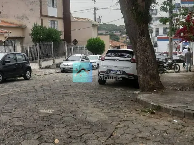 Casa com 328m² 3 quartos e 2 banheiros, à venda ou para alugar, no bairro Centro em São José dos Campos