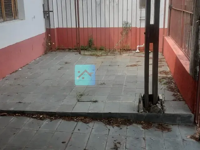 Casa com 328m² 3 quartos e 2 banheiros, à venda ou para alugar, no bairro Centro em São José dos Campos