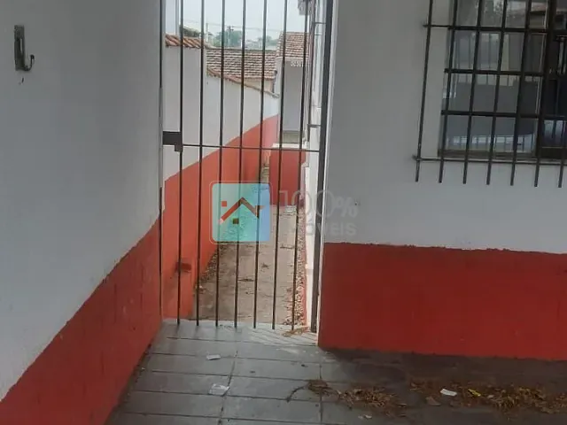 Casa com 328m² 3 quartos e 2 banheiros, à venda ou para alugar, no bairro Centro em São José dos Campos