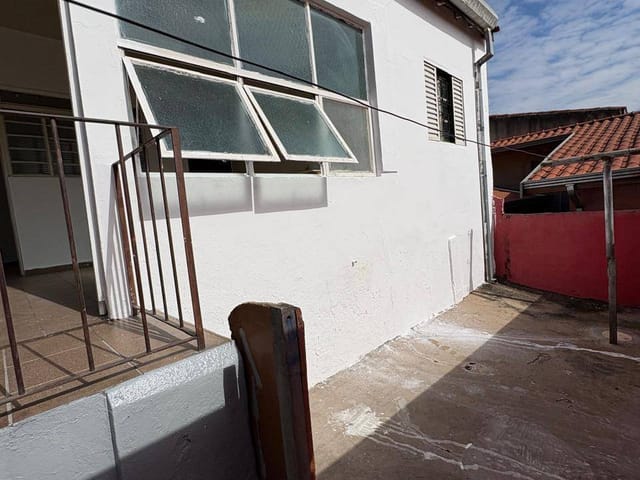 Casa com 125m² 2 quartos e 1 banheiro, para alugar, no bairro Jardim Florence em Campinas