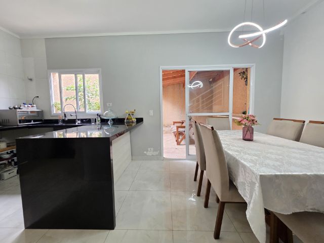 Casa com 110m² 3 quartos e 3 banheiros, à venda, no bairro Portais (Polvilho) em Cajamar
