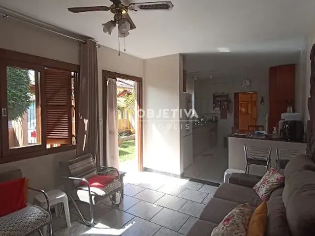 Casa com 230m² 2 quartos e 3 banheiros, à venda, no bairro Rondônia em Novo Hamburgo