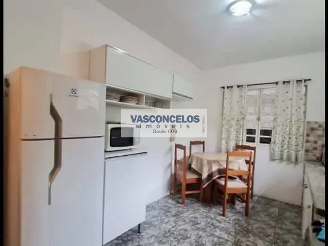 Casa com 250m² 7 quartos e 3 banheiros, à venda, no bairro Conjunto Residencial Vale dos Pinheiros em São José dos Campos