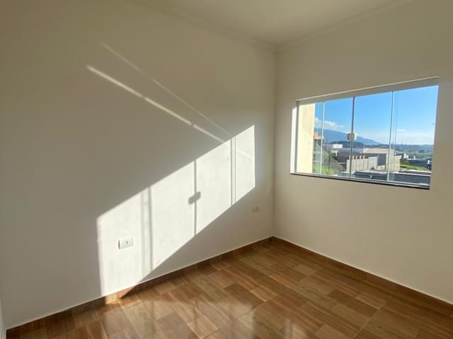 Sobrado 3 quartos e 2 banheiros, à venda ou para alugar, no bairro Recanto do Sol em Extrema