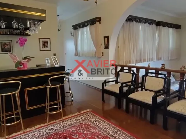 Casa com 300m² 3 quartos e 6 banheiros, à venda, no bairro Jardim Santa Mena em Guarulhos