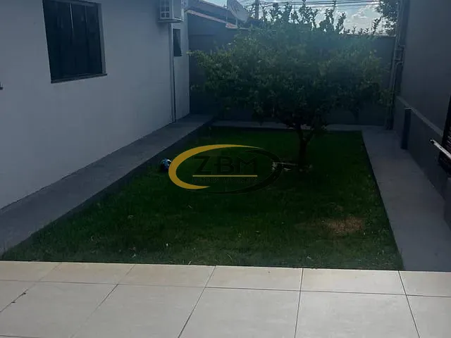 Casa com 330m² 3 quartos e 3 banheiros, à venda, no bairro Santa Mônica em Londrina