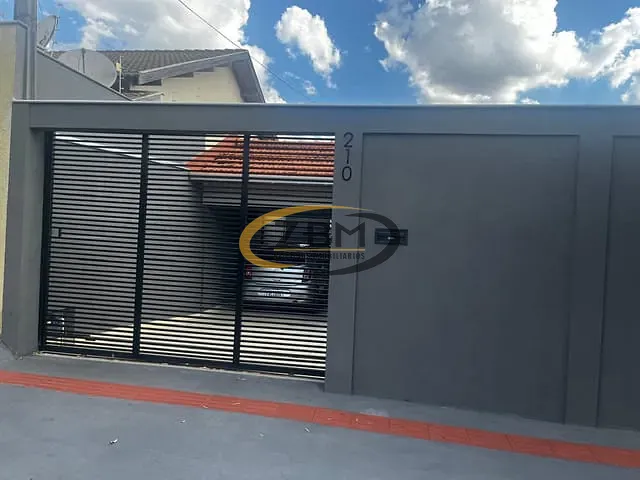 Casa com 330m² 3 quartos e 3 banheiros, à venda, no bairro Santa Mônica em Londrina