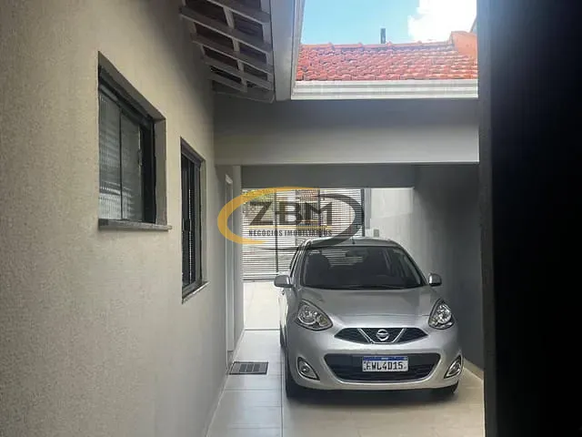 Casa com 330m² 3 quartos e 3 banheiros, à venda, no bairro Santa Mônica em Londrina
