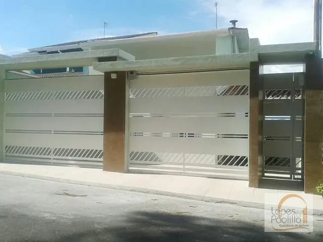 Casa com 500m² 4 quartos e 4 banheiros, à venda, no bairro Vila Esperia Ou Giglio em Atibaia
