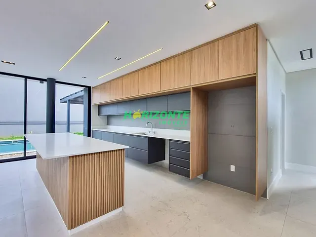 Casa com 600m² 3 quartos e 5 banheiros, à venda, no bairro Condomínio Residencial Colinas do Paratehy em São José dos Campos