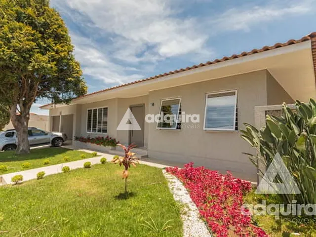 Casa 4 quartos e 4 banheiros, à venda, no bairro Uvaranas em Ponta Grossa