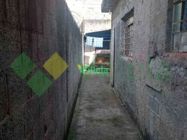 Casa 1 quarto e 1 banheiro, à venda, no bairro Jardim Carolina em Itaquaquecetuba