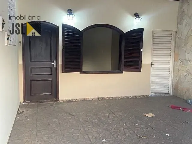 Casa com 130m² 2 quartos e 1 banheiro, à venda, no bairro Vila Antônio Augusto Luiz em Caçapava