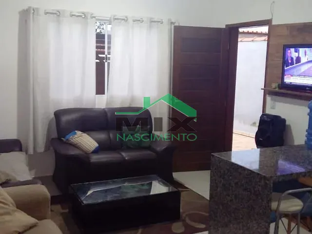 Casa 2 quartos e 2 banheiros, à venda, no bairro Jamaica (Praia) em Itanhaém