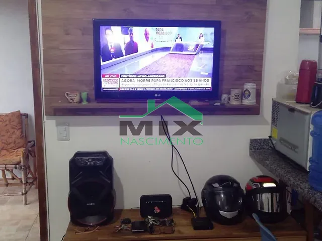 Casa 2 quartos e 2 banheiros, à venda, no bairro Jamaica (Praia) em Itanhaém