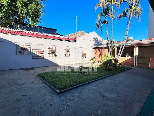 Casa com 488m² 3 quartos e 2 banheiros, à venda, no bairro Vila América em Bauru