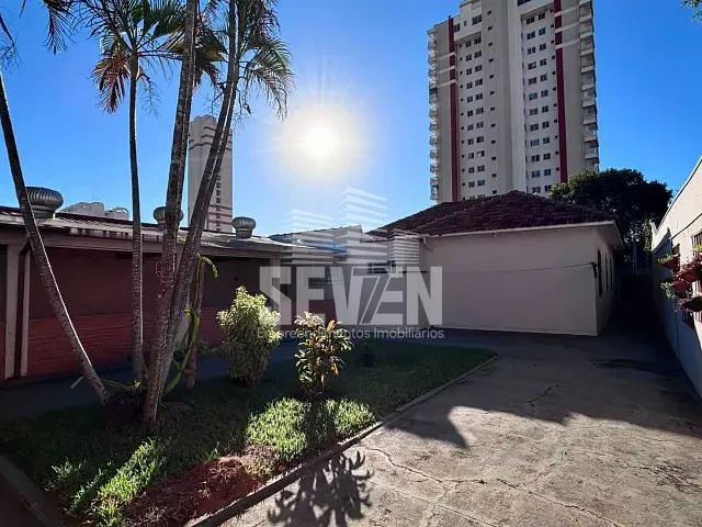 Casa com 488m² 3 quartos e 2 banheiros, à venda, no bairro Vila América em Bauru