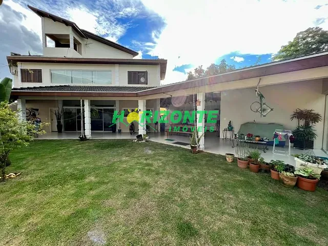 Casa com 450m² 5 quartos e 1 banheiro, à venda, no bairro Conjunto Residencial Esplanada do Sol em São José dos Campos