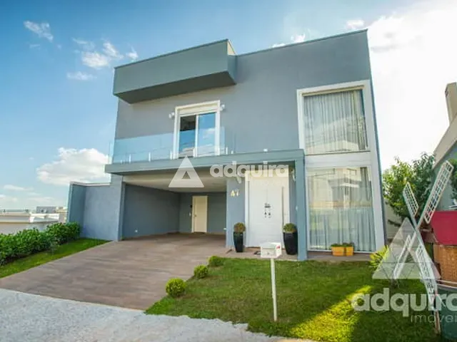 Casa com 637m² 4 quartos e 5 banheiros, à venda, no bairro Estrela em Ponta Grossa