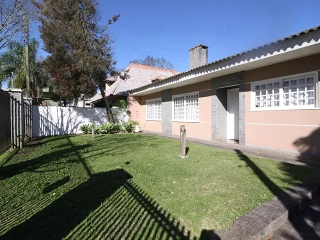 Casa com 490m² 3 quartos e 4 banheiros, à venda, no bairro Pilarzinho em Curitiba