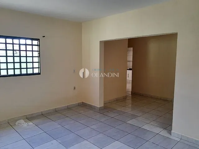 Casa com 300m² 3 quartos e 1 banheiro, à venda, no bairro Jardim do Lago em Artur Nogueira