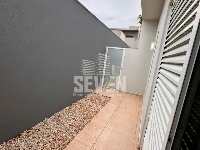 Casa 3 quartos e 5 banheiros, para alugar, no bairro Jardim Paulista em Bauru