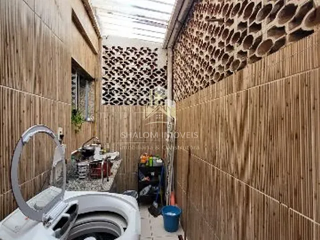 Casa com 65m² 2 quartos e 1 banheiro, à venda, no bairro Santa Amélia em Belo Horizonte