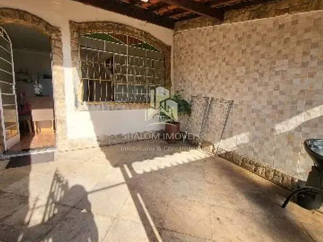 Casa com 65m² 2 quartos e 1 banheiro, à venda, no bairro Santa Amélia em Belo Horizonte