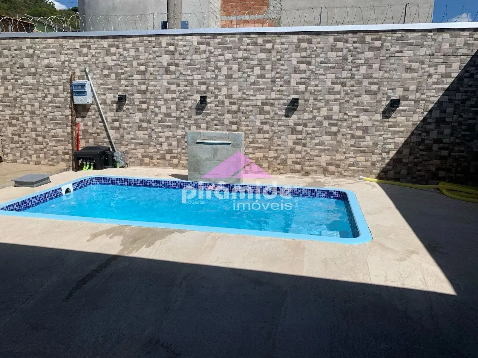 Casa, 3 quartos, 90 m² - Foto 1