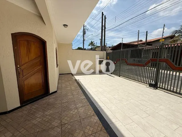 Casa 3 quartos e 2 banheiros, à venda, no bairro Esplanada Independência em Taubaté