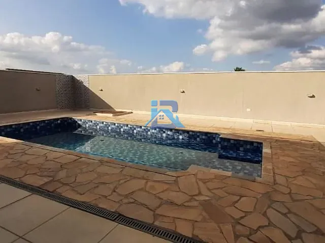 Casa com 450m² 4 quartos e 3 banheiros, à venda, no bairro Residencial Fazenda Serrinha em Itatiba