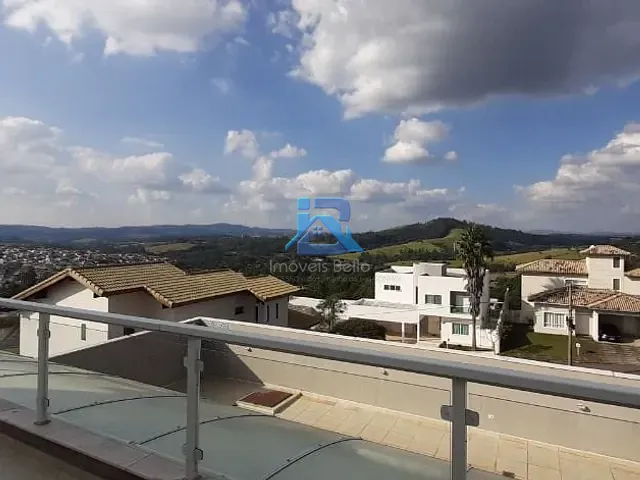 Casa com 450m² 4 quartos e 3 banheiros, à venda, no bairro Residencial Fazenda Serrinha em Itatiba