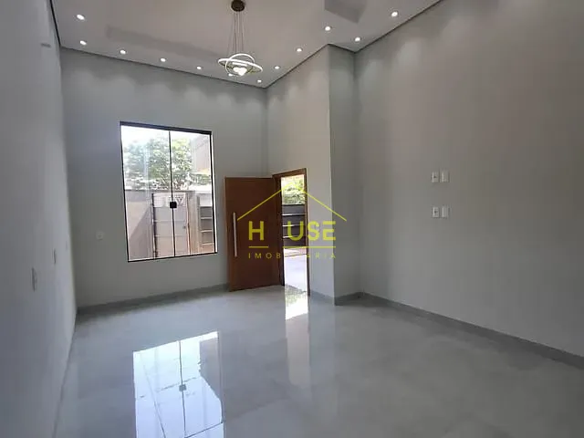 Casa com 240m² 3 quartos e 1 banheiro, à venda, no bairro Vila Residencial Orlando Nogueira Cardoso em Votuporanga