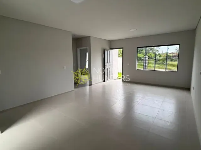 Casa com 184m² 3 quartos e 2 banheiros, à venda, no bairro Salinas em Balneário Barra do Sul