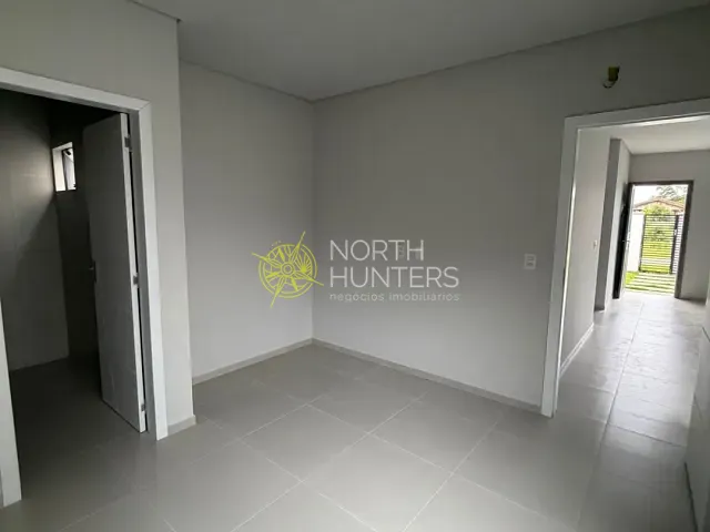 Casa com 184m² 3 quartos e 2 banheiros, à venda, no bairro Salinas em Balneário Barra do Sul