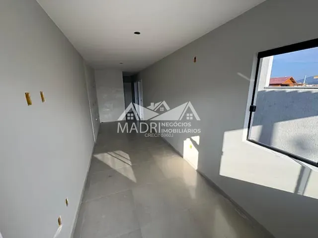 Casa 2 quartos e 1 banheiro, à venda, no bairro Barra do Aririú em Palhoça