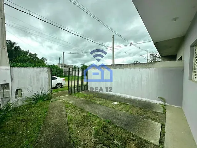 Casa com 150m² 2 quartos e 1 banheiro, à venda, no bairro Balneário Recanto do Sol em Caraguatatuba