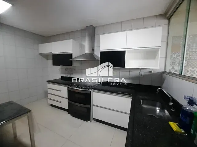 Casa com 220m² 3 quartos e 2 banheiros, à venda, no bairro Parque Amazônia em Goiânia
