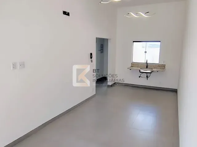 Casa com 150m² 3 quartos e 2 banheiros, à venda, no bairro Jardim Bom Sucesso em Indaiatuba